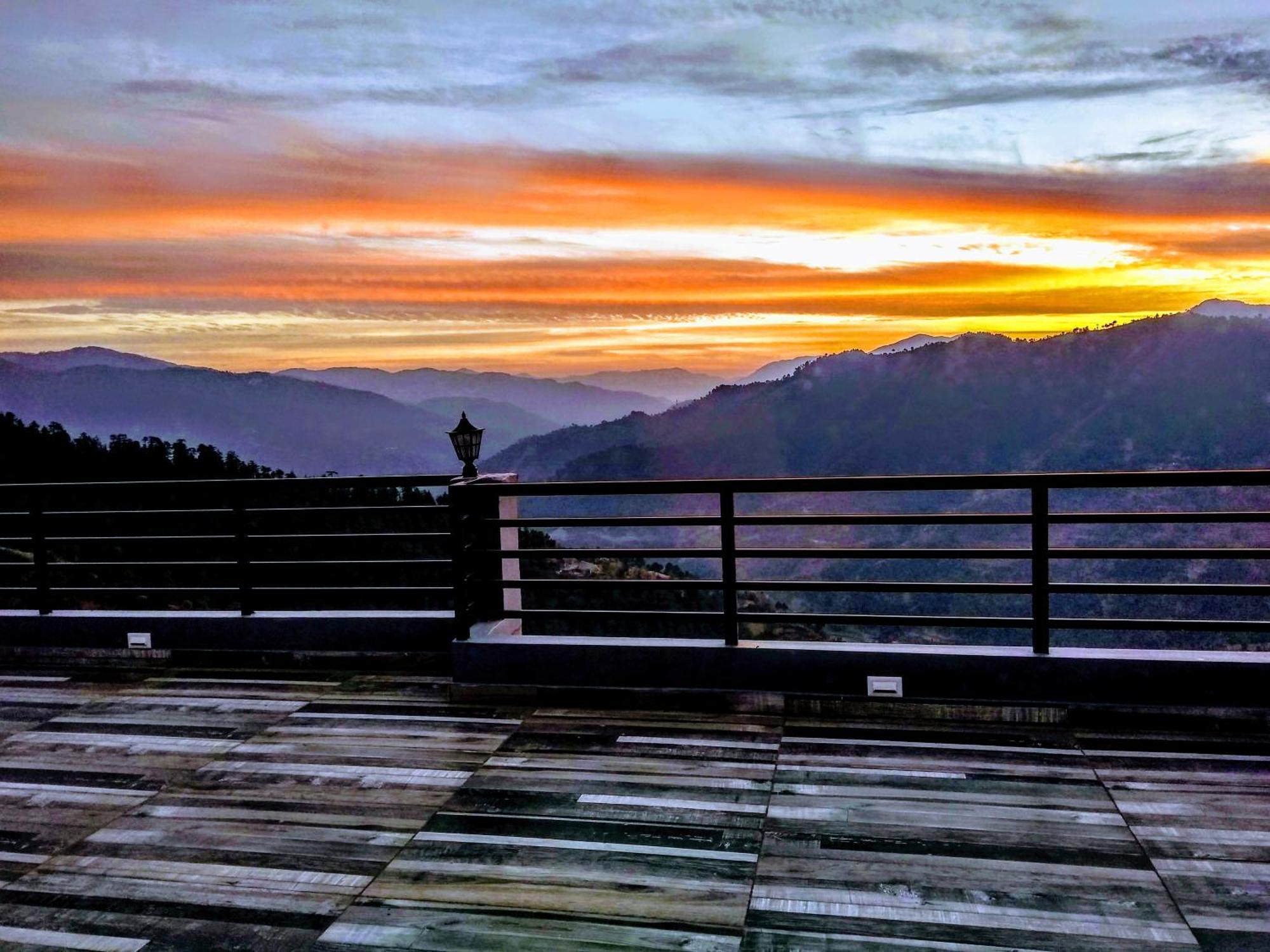 The Getaway Bed and Breakfast Shimla Exteriör bild